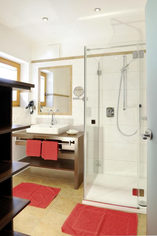 Familienhotel Moos-Alm Lienz Habitación foto